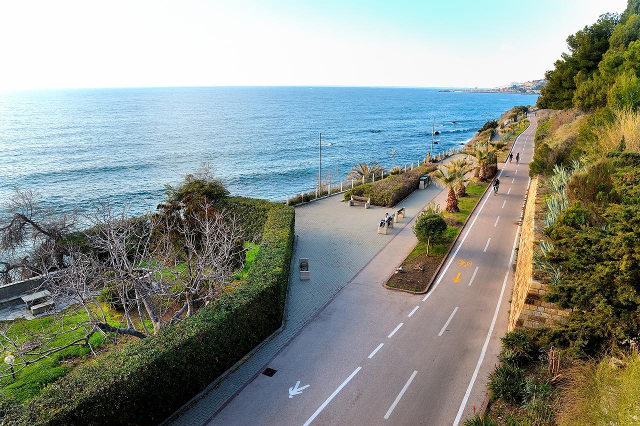 Silvia Degli Aregai Apartment Santo Stefano al Mare Bagian luar foto